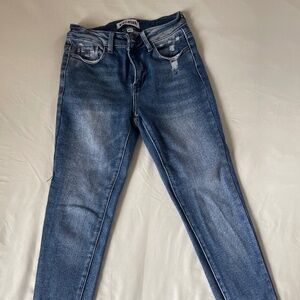 Juniors jeans